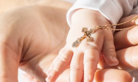 Quelle médaille offrir à votre filleul à l’occasion de son baptême ?